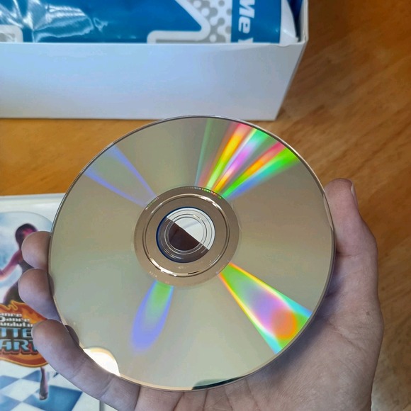 DDR Dance Dance Revolution: Hottest Party‎ 2 Nintendo Wii Bundle w/ Game & Mat - Picture 6 of 9